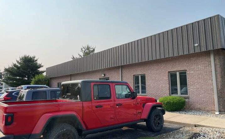 Pictures of Industrial property located at 2608 Almac Ct, Elkhart, IN 46514 for sales - image #1