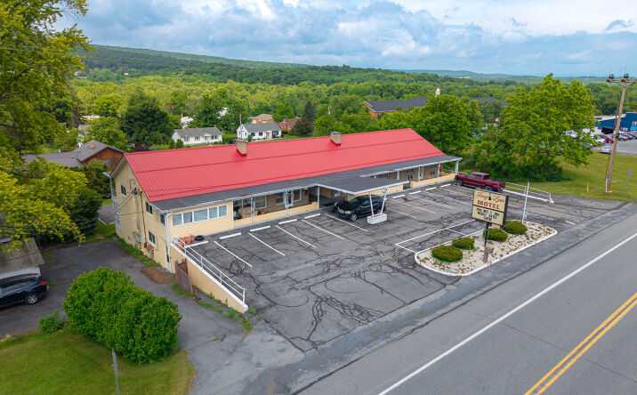 Pictures of Hospitality property located at 3567 Business 220, Bedford, PA 15522 for sales - image #1