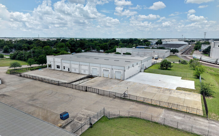 Pictures of Industrial property located at 7425 Major Street, Houston, TX 77061 for sales - image #1