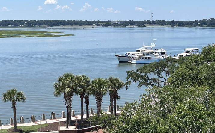 Pictures of Retail, Multifamily, Office property located at 916 Bay Street, Beaufort, SC 29902 for sales - image #1
