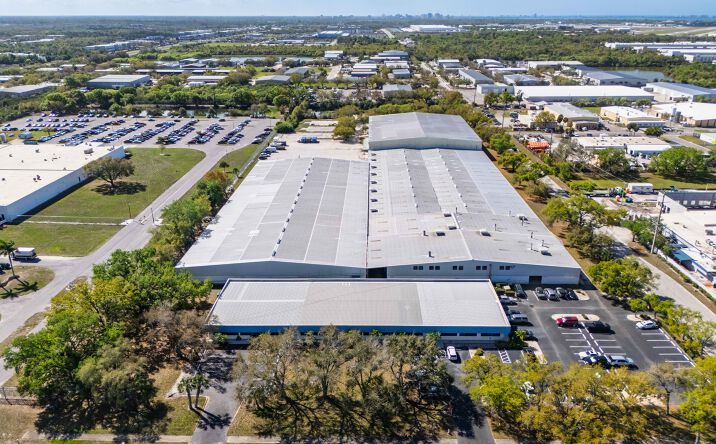 Pictures of Industrial property located at 2150 Whitfield Avenue, Sarasota, FL 34243 for sales - image #1