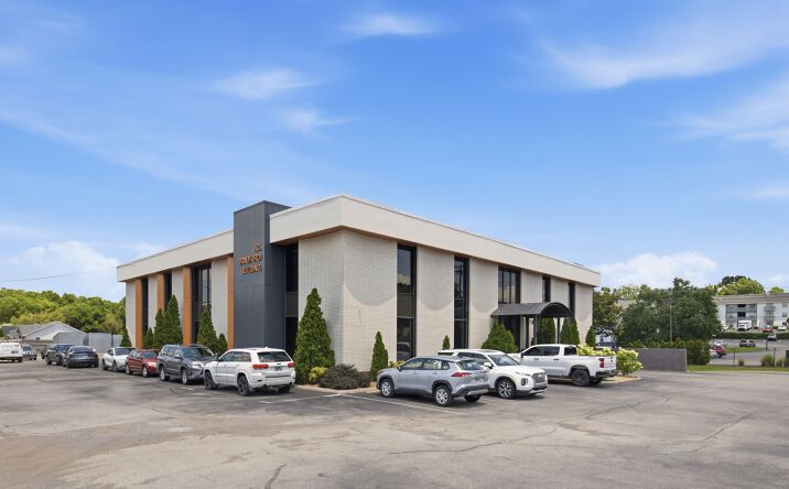 Pictures of Office, Mixed Use property located at 176 THOMPSON LN, NASHVILLE, TN 37211-2448 for sales - image #1