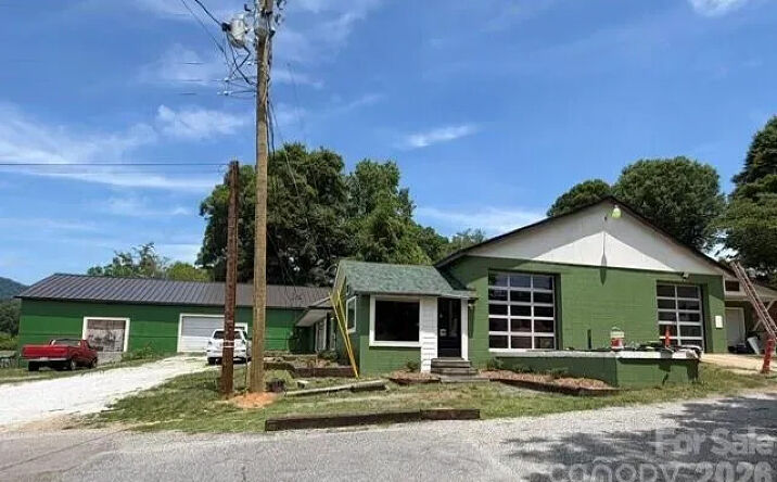 Pictures of Mixed Use, Special Purpose, Self Storage property located at 68 Circle Drive, Marion, NC 28752 for sales - image #1