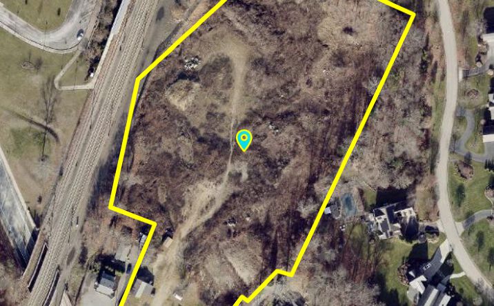 Pictures of Multifamily, Land property located at 915 Ten Rod Road, North Kingstown, RI 02852 for sales - image #1