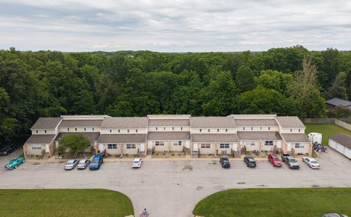 Pictures of Multifamily property located at 1230-1256 Lake Charles Ave, Porter, IN 46304 for sales - image #1