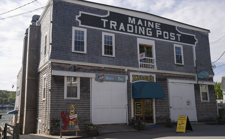 Pictures of Retail, Office, Mixed Use property located at 48 COMMERCIAL ST, BOOTHBAY HARBOR, ME 04538 for sales - image #1