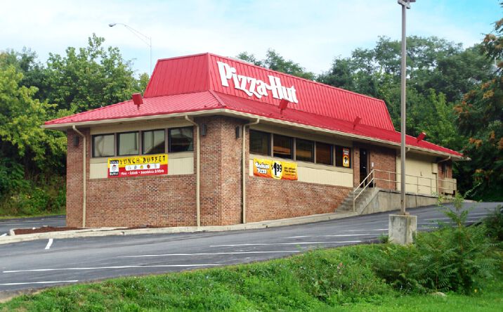 Pictures of Retail, Land property located at 224 West Main Street, Hancock, MD 21750 for sales - image #1