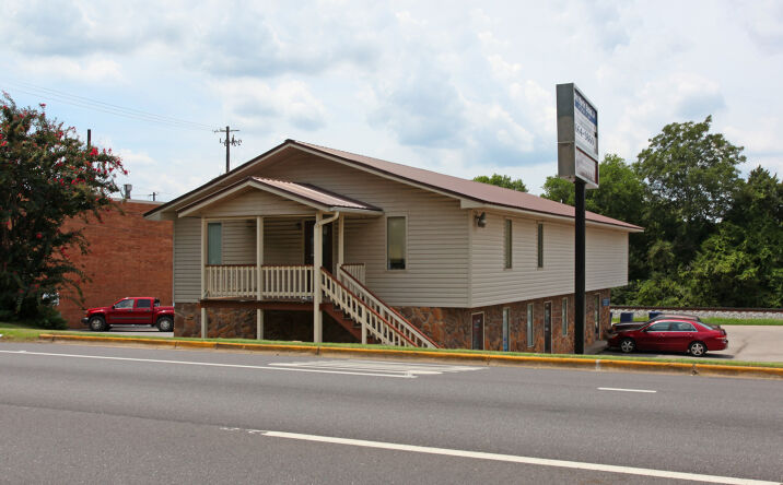 Pictures of Retail property located at 217 1st Street North, Alabaster, AL 35007 for sales - image #1