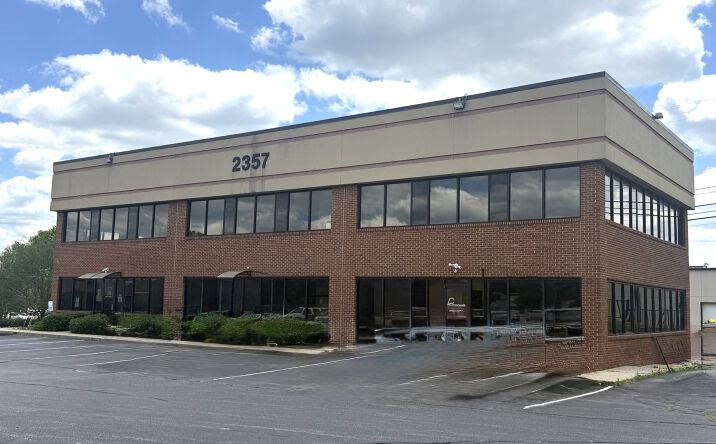 Pictures of Office property located at 2357 Huguenard Dr, Lexington, KY 40503 for sales - image #1