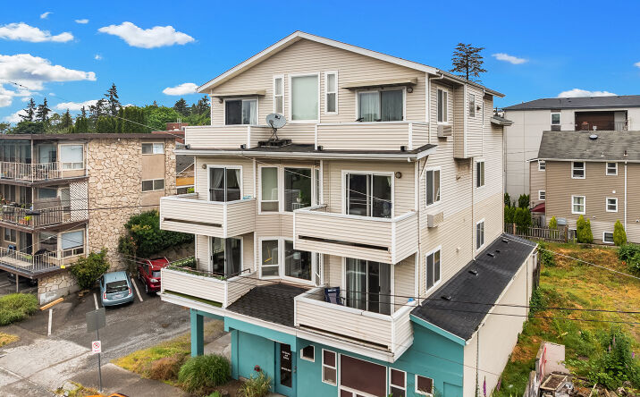 Pictures of Retail, Multifamily property located at 816 North 38th Street, Seattle, WA 98103 for sales - image #1