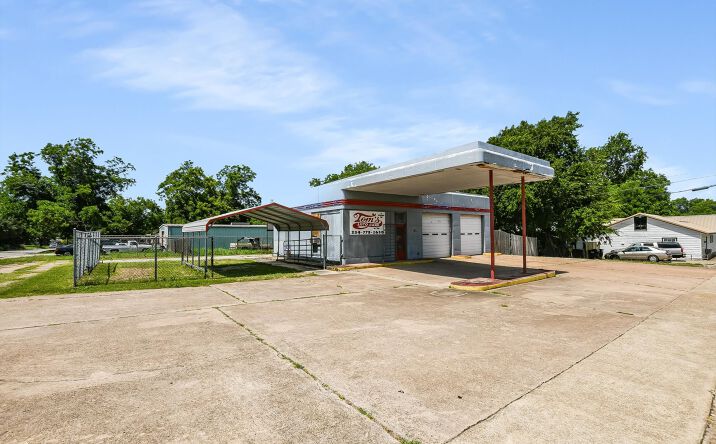 Pictures of Retail property located at 803 W AVE M, TEMPLE, TX 76504-7247 for sales - image #1