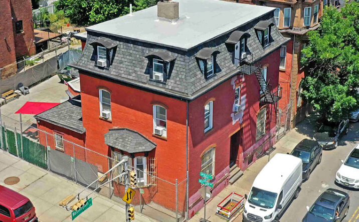 Pictures of Retail, Multifamily property located at Washington Place, Newark, NJ 07102 for sales - image #1