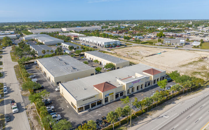 Pictures of Office, Industrial property located at 17030 Alico Commerce Court, Fort Myers, FL 33912 for sales - image #1