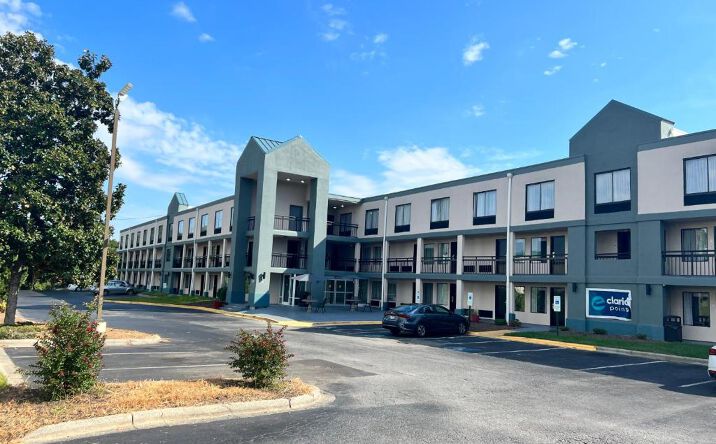 Pictures of Hospitality property located at 2003 Athena Court, Greensboro, NC 27407 for sales - image #1