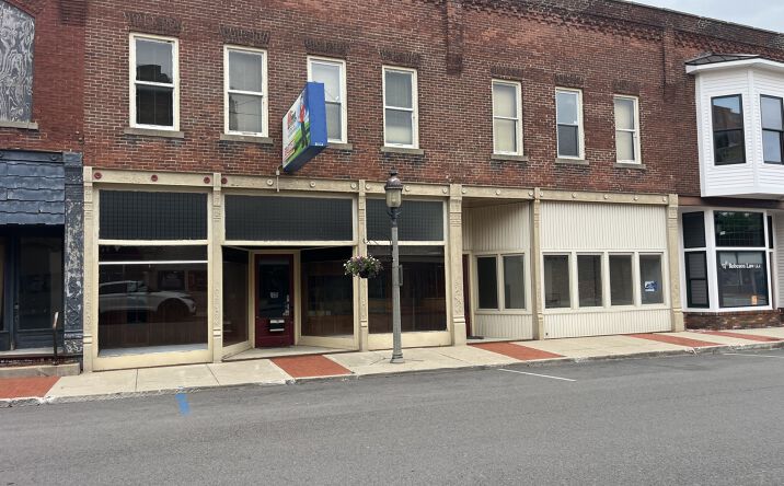 Pictures of Mixed Use property located at 32 South Center Street, Flora, IN 46929 for sales - image #1