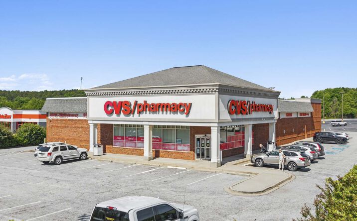 Pictures of Retail property located at 105 Foothills Center Dr, West Union, SC 29696 for sales - image #1