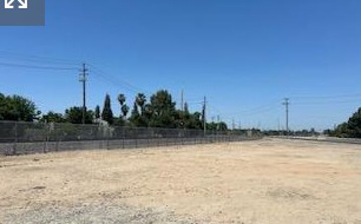 Pictures of Multifamily property located at 505 Ashlan Avenue, Fresno, CA 93705 for sales - image #1
