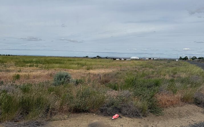Pictures of Industrial, Mixed Use, Land property located at East Cook Avenue, Hermiston, OR 97838 for sales - image #1