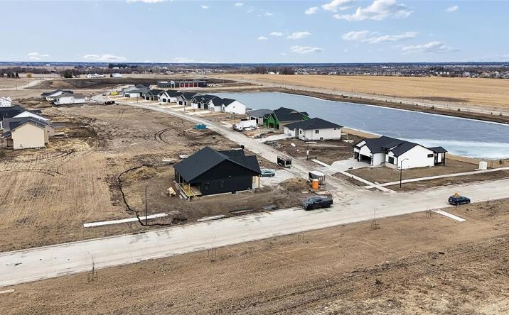 1022 SW Cattail Road, Grimes