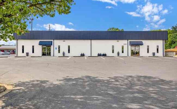 Pictures of Business for Sale, Retail, Office property located at 589 Bessemer Super Hwy, Midfield, AL 35228 for sales - image #1