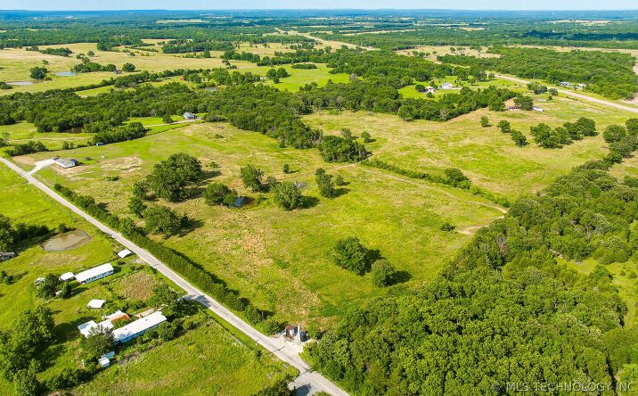 Pictures of Land property located at N 3710 Road, Allen, OK 74825 for sales - image #1