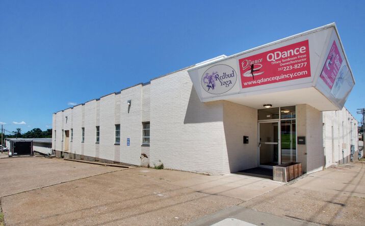 Pictures of Industrial, Retail, Office property located at 640 S 5TH Street, Quincy, IL 62301 for sales - image #1
