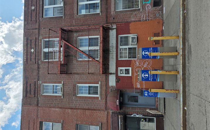 Pictures of Multifamily property located at 1976 Cross Bronx Expressway, Bronx, NY 10472 for sales - image #1