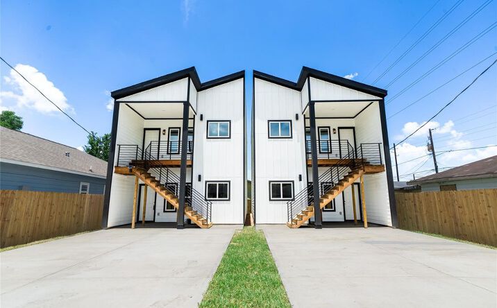 Pictures of Multifamily property located at 331 Delaware Street, Houston, TX 77029 for sales - image #1