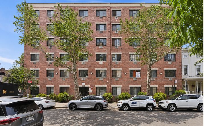 Pictures of Multifamily property located at 3961 CARPENTER AVE, BRONX, NY 10466 for sales - image #1
