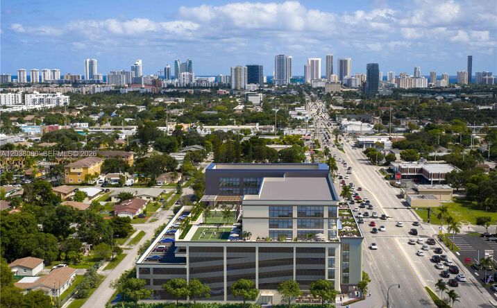 Pictures of Office property located at 400 W Hallandale Beach Blvd # 831, Hallandale Beach, FL 33009 for sales - image #1