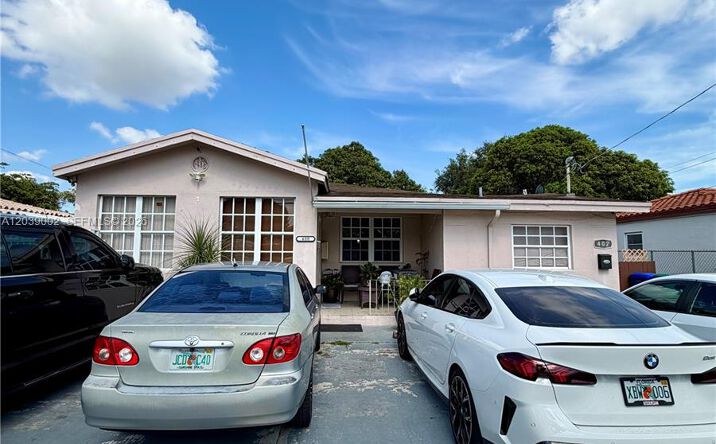 Pictures of Multifamily property located at 400 NW 44th Ave, Miami, FL 33126 for sales - image #1