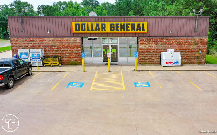 Pictures of Retail property located at 611 W Broadway St, Big Sandy, TX 75755 for sales - image #1