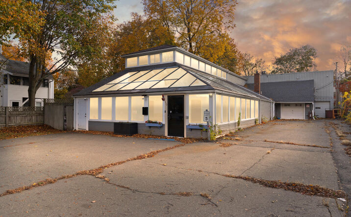 Pictures of Retail property located at 430 Maple Street, Danvers, MA 01923 for sales - image #1