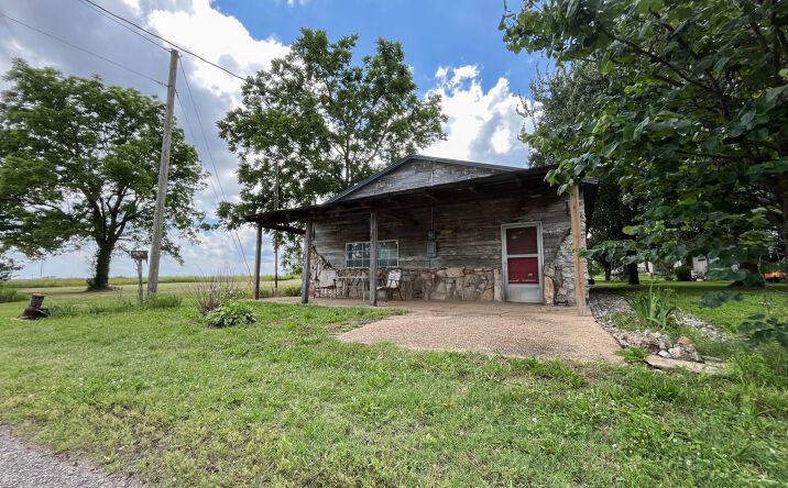 Pictures of Retail, Special Purpose property located at 101 Luyster Street, Koshkonong, MO 65692 for sales - image #1
