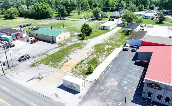 Pictures of Retail property located at 2332(4) Fort Campbell Blvd, Hopkinsville, KY 42240 for sales - image #1