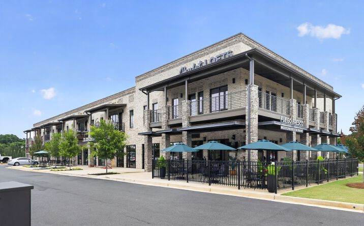 Pictures of Mixed Use property located at 1013 Northside Drive, Perry, GA 31069 for sales - image #1