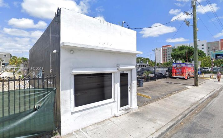 Pictures of Mixed Use, Land property located at 2045 NW 36TH ST, MIAMI, FL 33142-5486 for sales - image #1