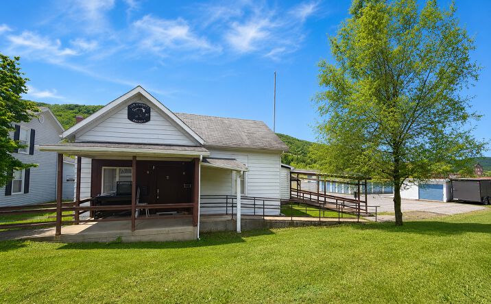 Pictures of Office, Mixed Use, Special Purpose property located at 213 1/2 S Maple St, Emporium, PA 15834 for sales - image #1