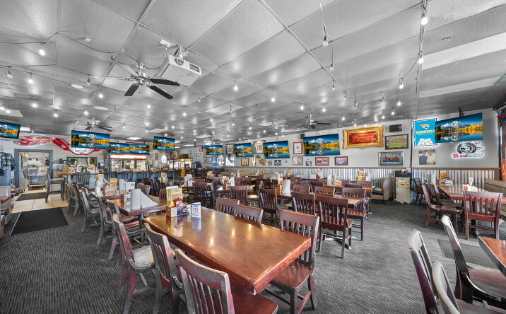 Pictures of Retail, Business for Sale property located at 14286 Beach Boulevard, Jacksonville, FL 32250 for sales - image #1