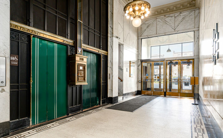 Pictures of Office, Mixed Use property located at 628 Columbus Street, Ottawa, IL 61350 for sales - image #1