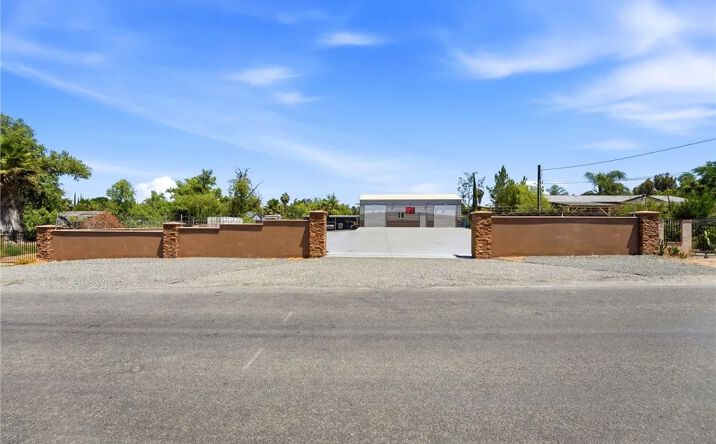 Pictures of Land property located at Hicks, Perris, CA 92570 for sales - image #1