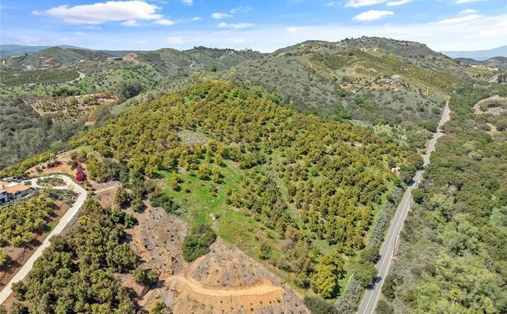 Pictures of Land property located at 48825 Via Vaquero, Temecula, CA 92590 for sales - image #1