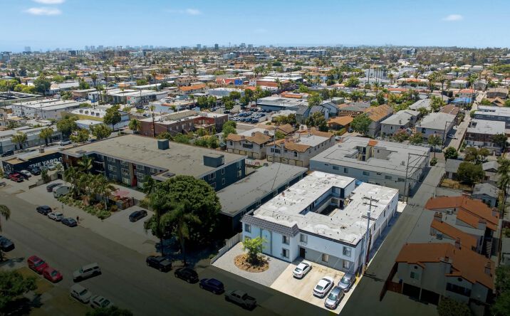 Pictures of Multifamily property located at 4744 Hawley Blvd, San Diego, CA 92116 for sales - image #1