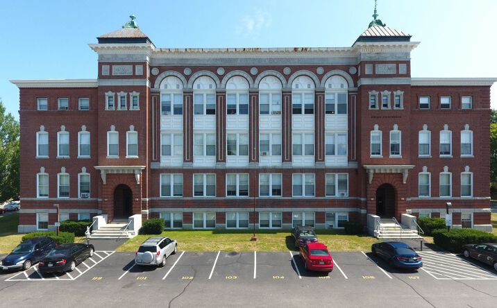 Pictures of Multifamily property located at 19 Wood Street, Lewiston, ME 04240 for sales - image #1