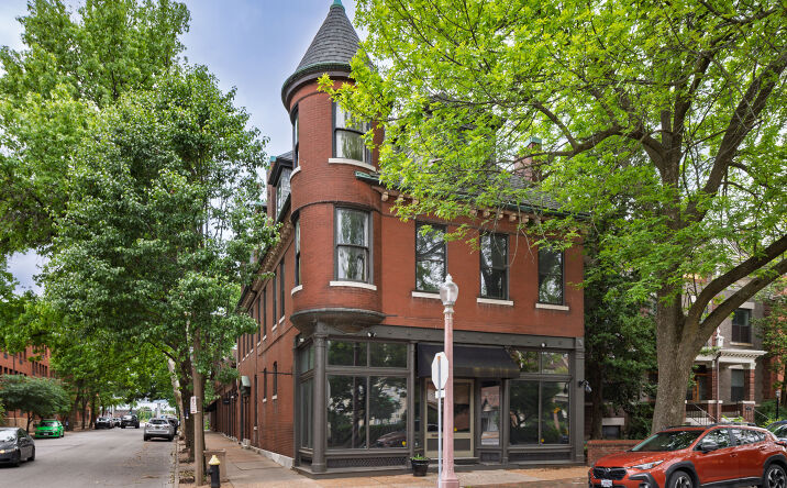 Pictures of Retail, Multifamily, Office property located at 4400 Laclede Avenue, St. Louis, MO 63108 for sales - image #1