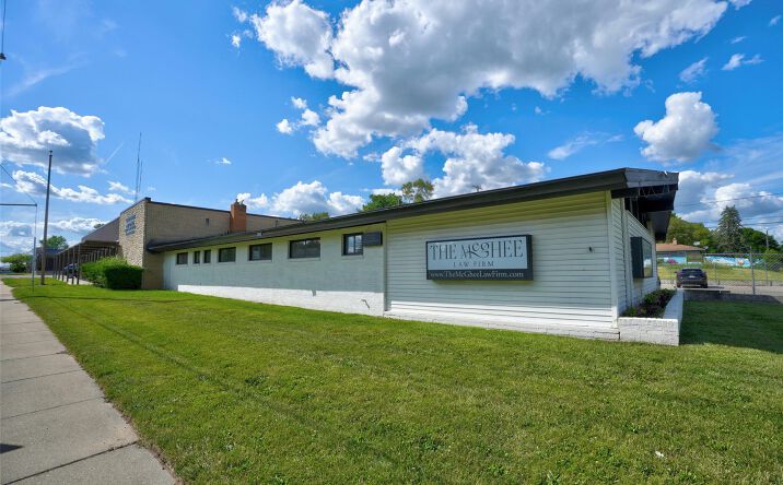 Pictures of Office property located at 2702 Flushing Road, Flint, MI 48504 for sales - image #1