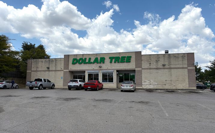 Pictures of Retail property located at 4421 W. Kiest Blvd., Dallas, TX 75236 for sales - image #1