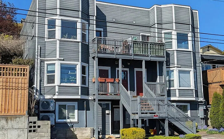 Pictures of Multifamily property located at 310 Aloha St, Seattle, WA 98109 for sales - image #1