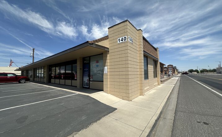 Pictures of Retail, Office property located at 140 E MAIN ST, FERNLEY, NV 89408-7709 for sales - image #1