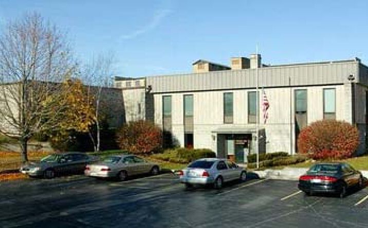 Pictures of Industrial property located at N52 W5338 Portland Rd, Cedarburg, WI 53012 for sales - image #1